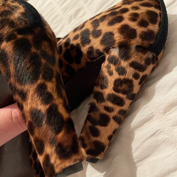 Stuart Weitzman Heels EUC  - Picture 7 of 7